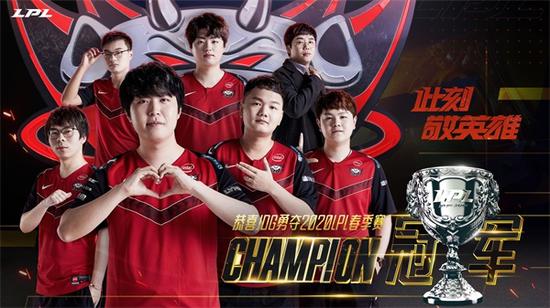 中国大模型技术竞赛加剧 DeepSeek与Kimi新产品发布